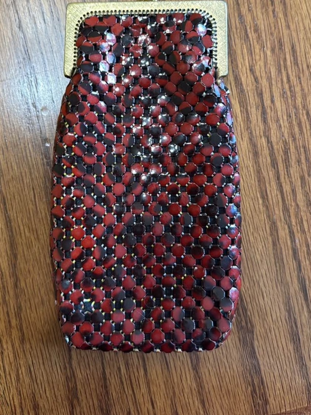 Whiting & Davis Red and Black Mesh Wristlet Clutch with Gold Frame (original)